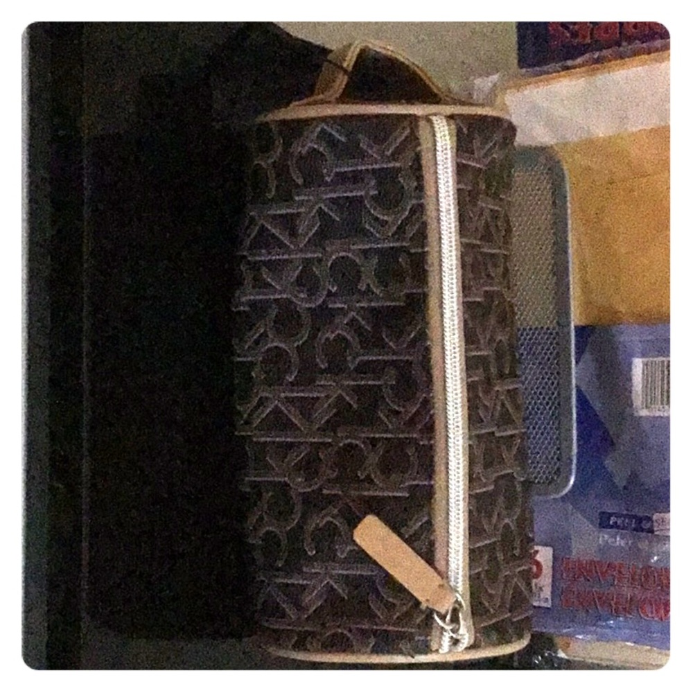 Calvin Klein toiletries bag.